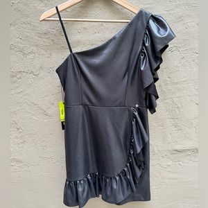 Laminated short dress by Byblos